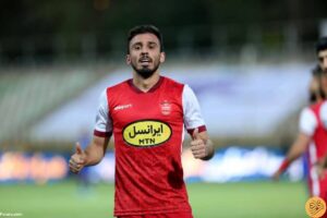 استقلال بمب پرسپولیس را جذب می‌کند؟